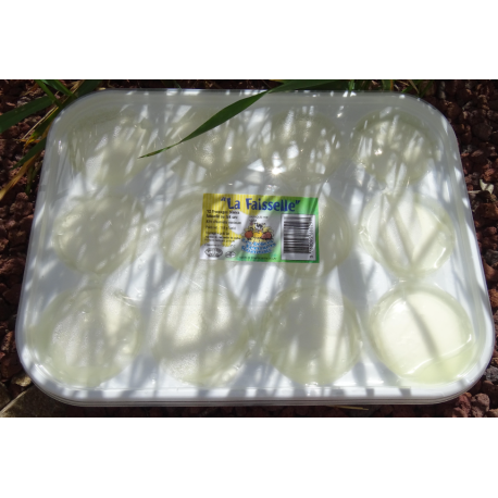 Fromage blanc en faisselles par 12